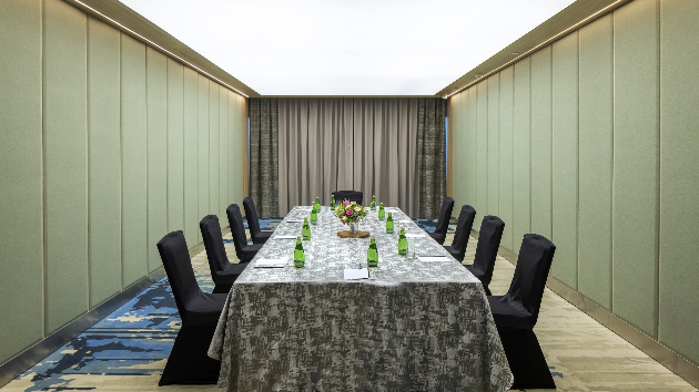 Radisson Blu Mumbai International Airport, Andheri East