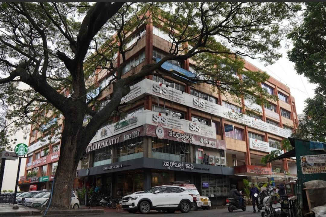 Rainmakers, MG Road