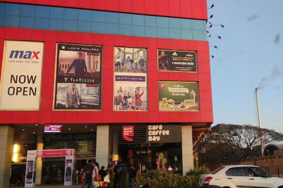 Golden Square, Hebbal Kempapura